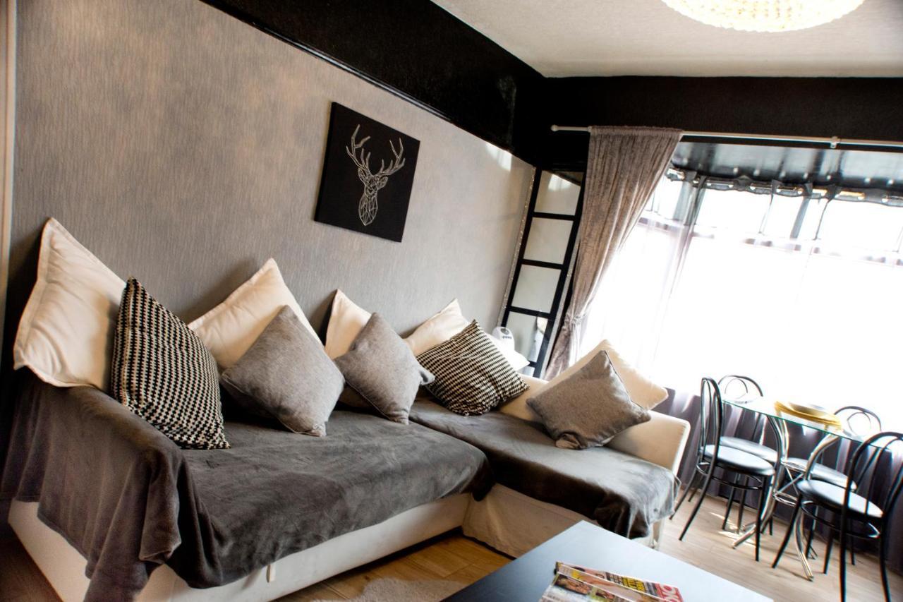 A Home Away From Home Now With Netflix And Ps4 Blackpool Exteriér fotografie